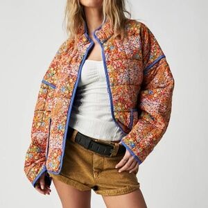 Free People Chloe Floral Print Quilted Cotton Jacket in Candy Combo size large